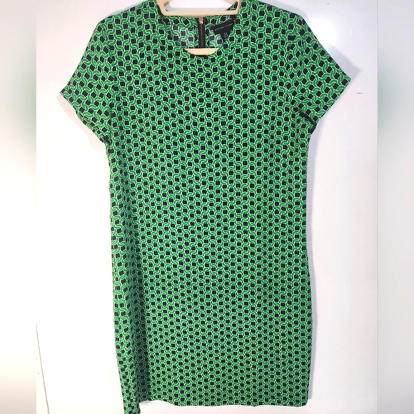Adrienne Vittadini Green Pattern Dress, Size 6 - Picture 1 of 6